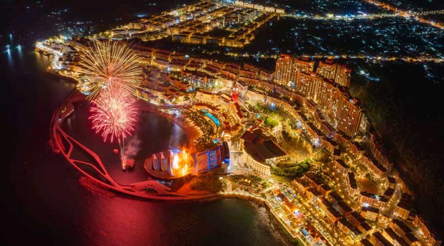 Pháo hoa hàng đêm tại Phú Quốc
